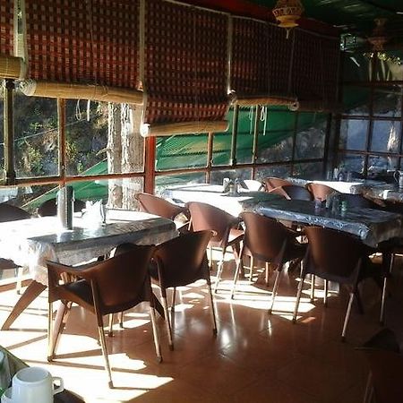 Bright Sunny Pines Hotel & Resort Lansdowne Luaran gambar
